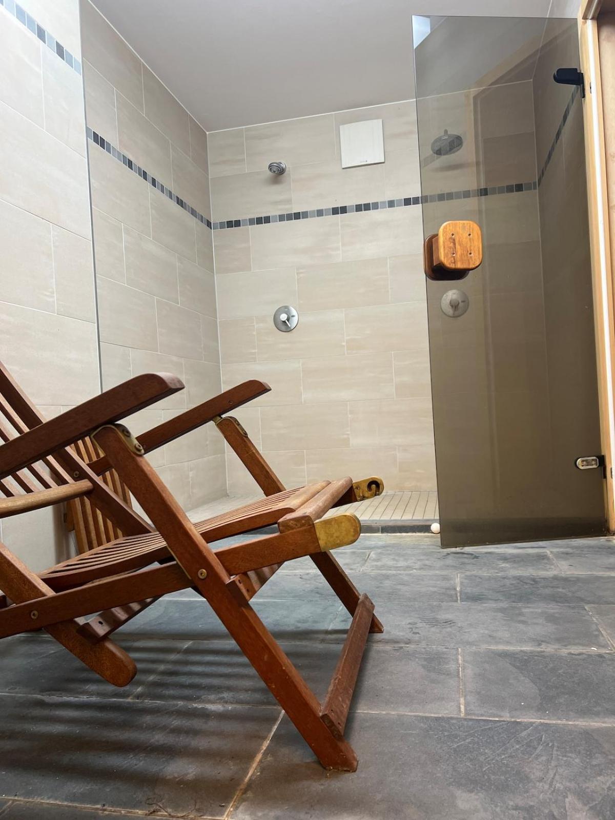 Wonderful With Sauna * Munique